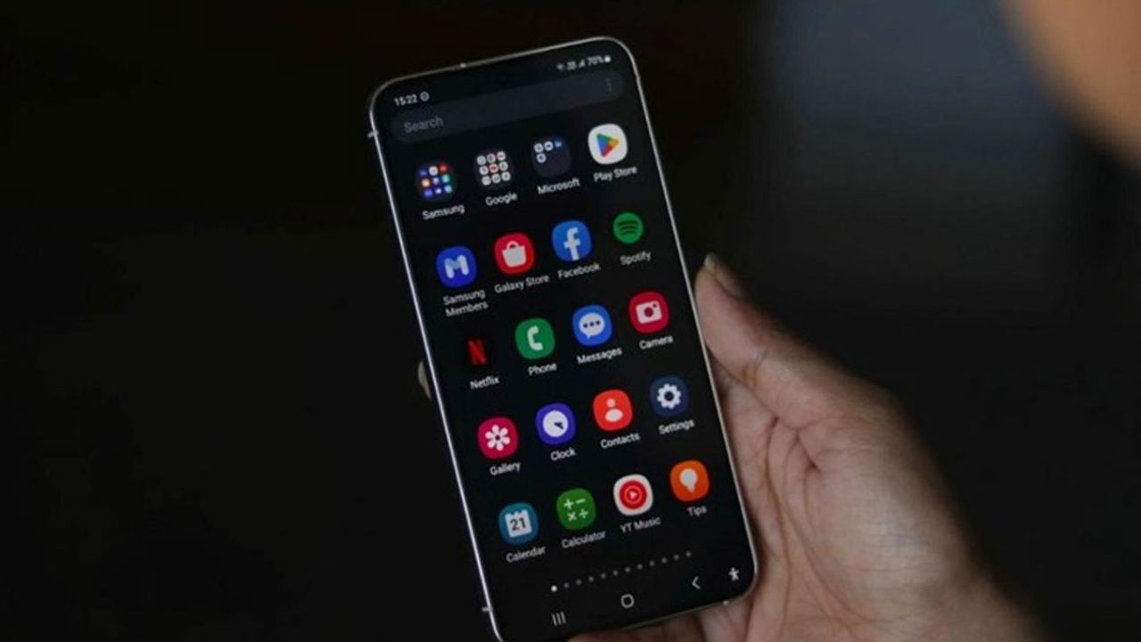 Samsung'a Android 15 güncellemesi geliyor! ? İşte One UI 7.0 güncellemesi alacak Galaxy telefonlar ve tabletler