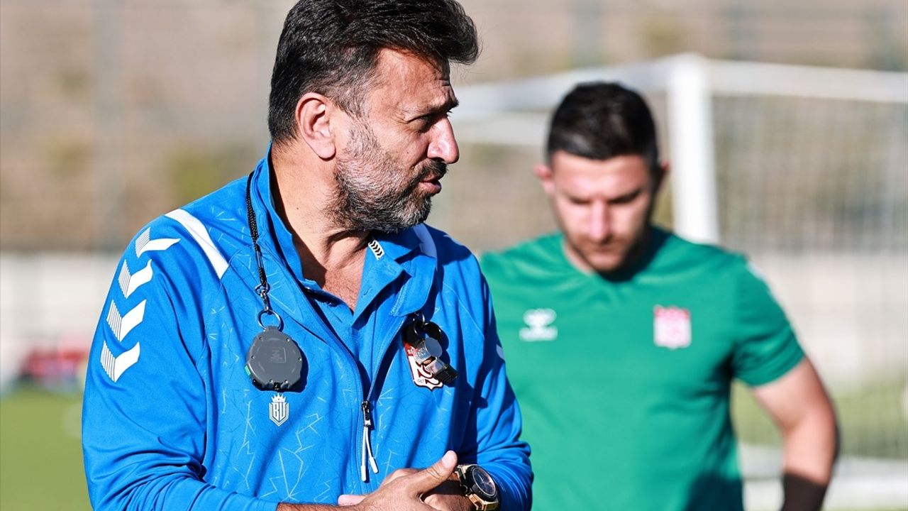 Sivasspor Sezon Hazırlıklarına Erzurum'da Devam Ediyor