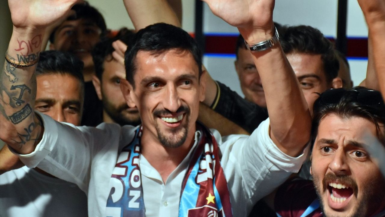 Stefan Savic Trabzonspor'da Yeni Bir Sayfa Açıyor