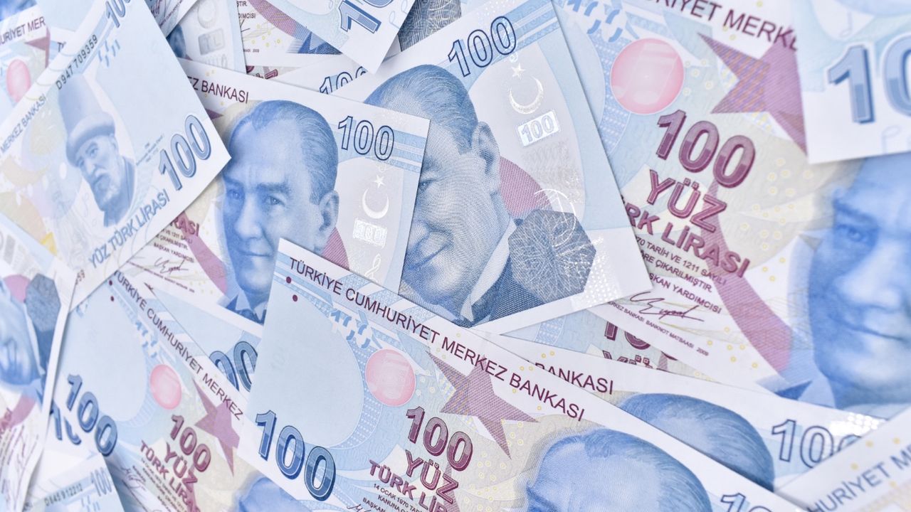 Üniversitelilere destek için son 3 gün! Başvurana 100 bin lira nakde ek her ay 15 bin lira burs yatacak! 