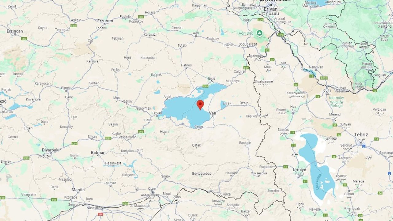 Van Gölü çevresinde 4.4 büyüklüğünde deprem meydana geldi