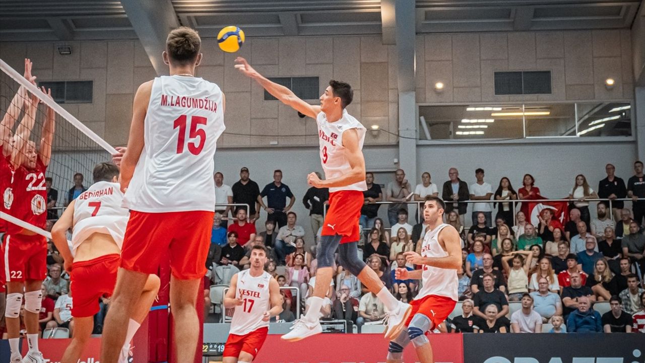 A Milli Erkek Voleybol Takımı Danimarka'ya Yenildi