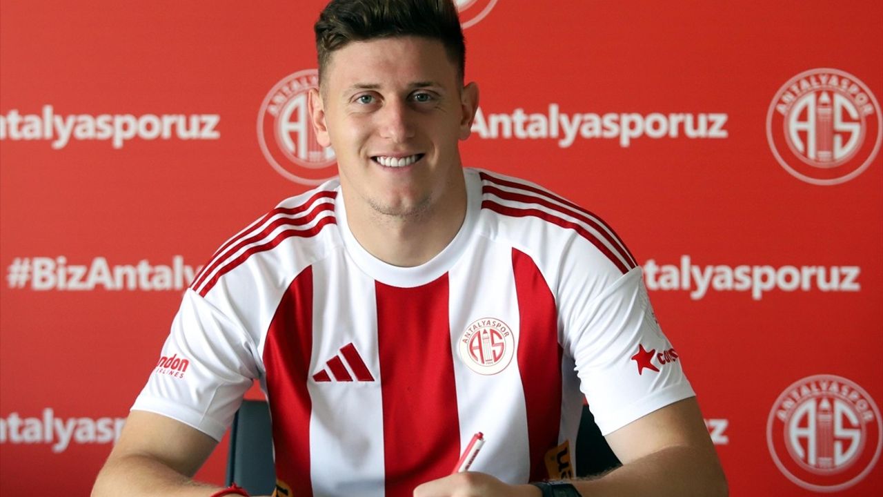 Antalyaspor, Adolfo Julian Gaich ile Anlaştı