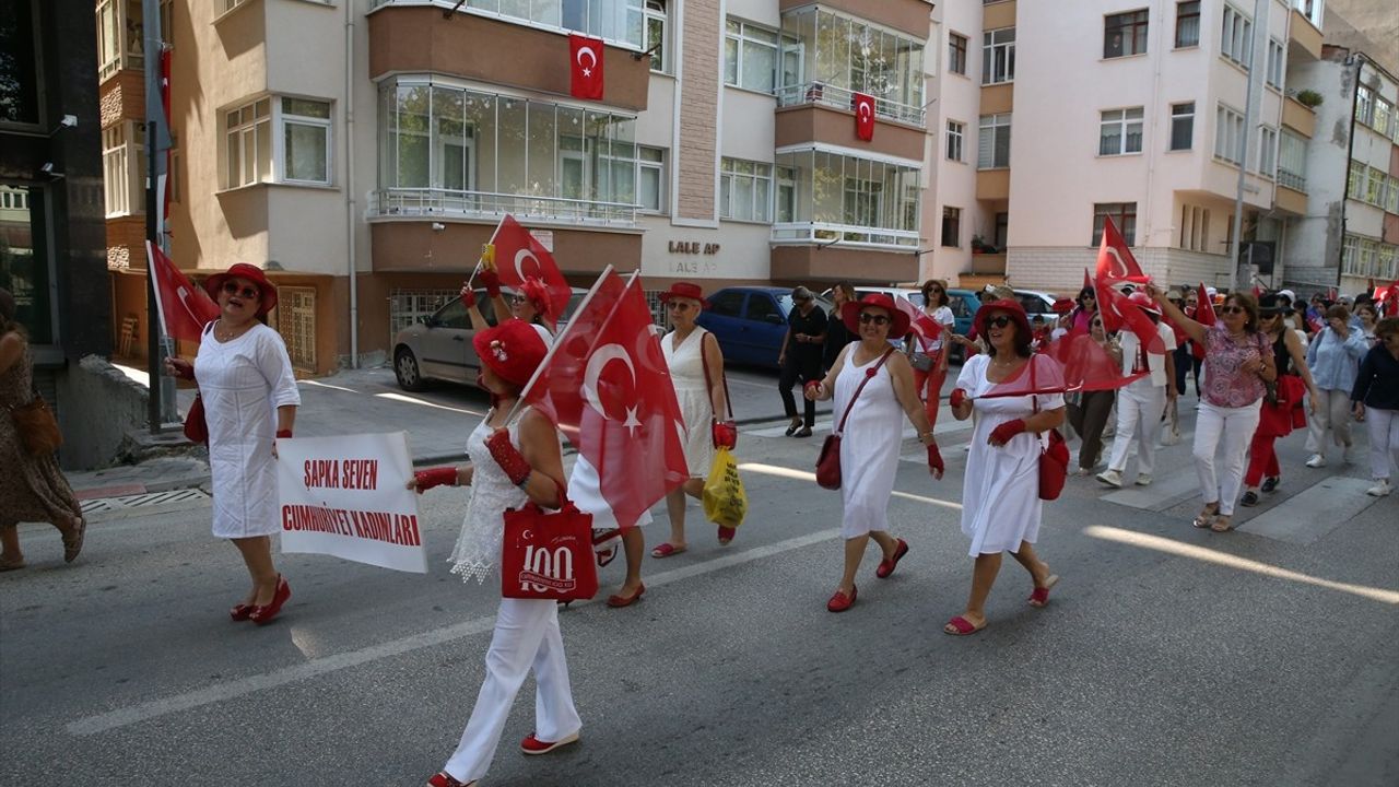 Atatürk'ün Kastamonu Ziyareti ve Şapka İnkılabı'nın 99. Yılı Coşkuyla Kutlandı