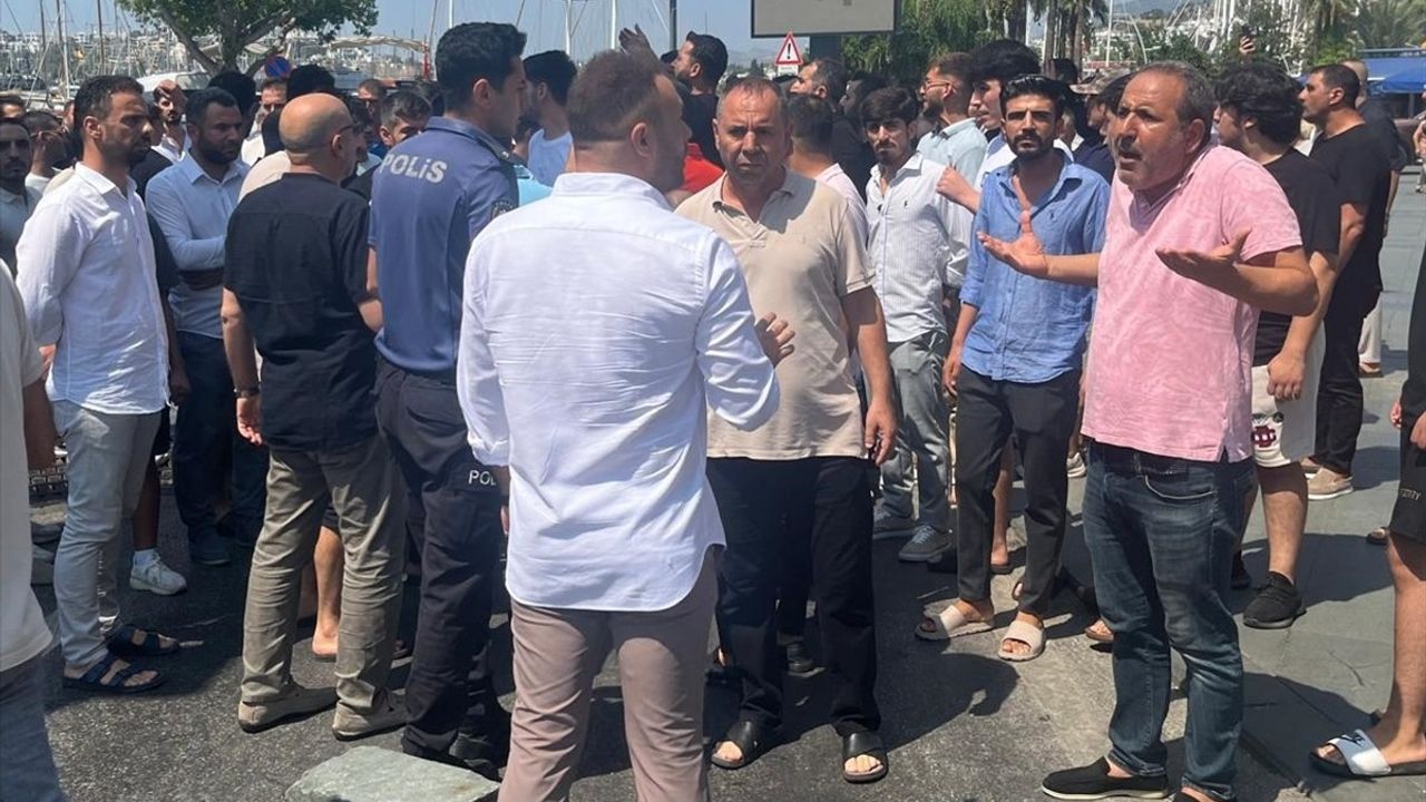 Bodrum'da Esnaftan Taklit Ürün Denetiminin Protestosu