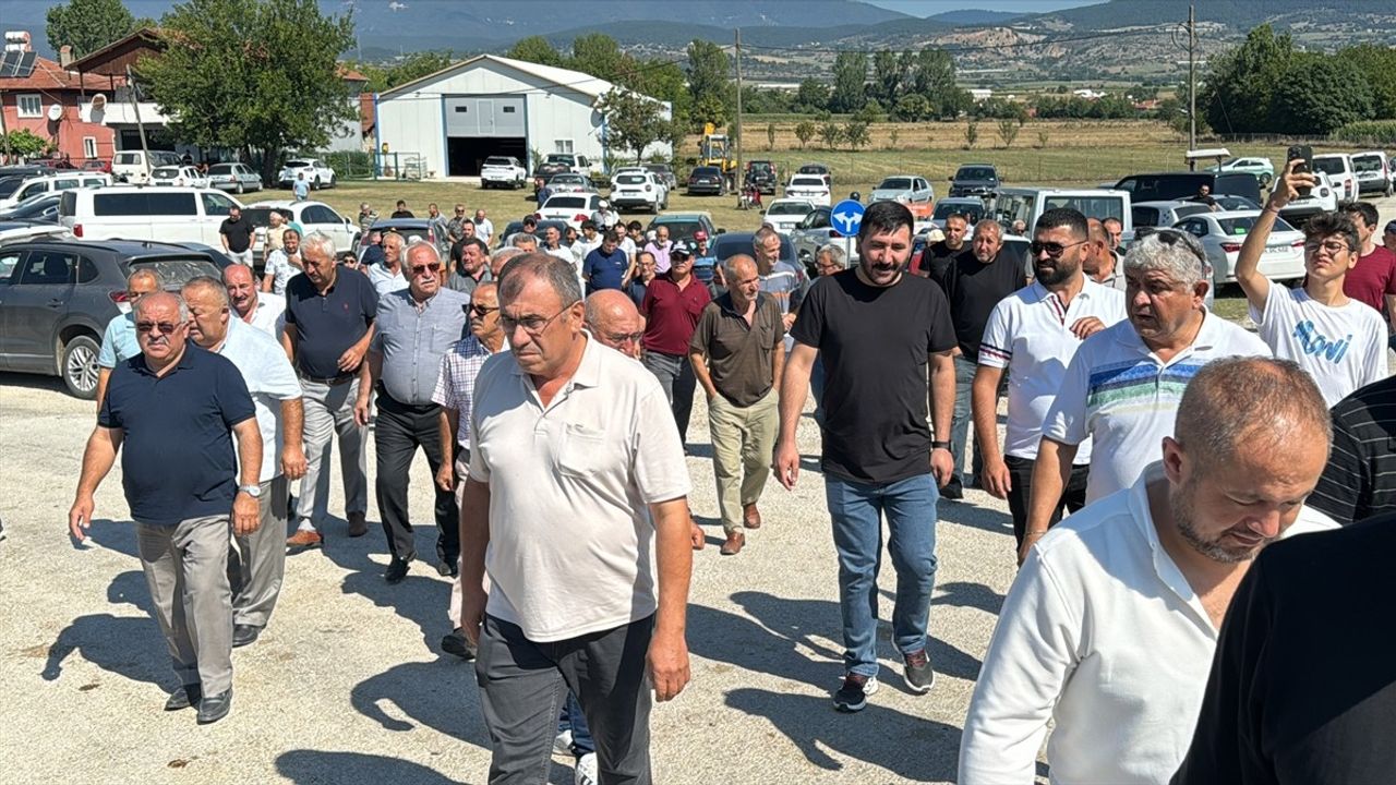 Bolu'da Köylülerden Büyüksu Deresi İçin Temizlik Eylemi