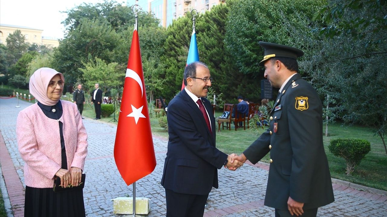 Büyük Zafer'in 102. Yılı Bakü'de Coşkuyla Kutlandı