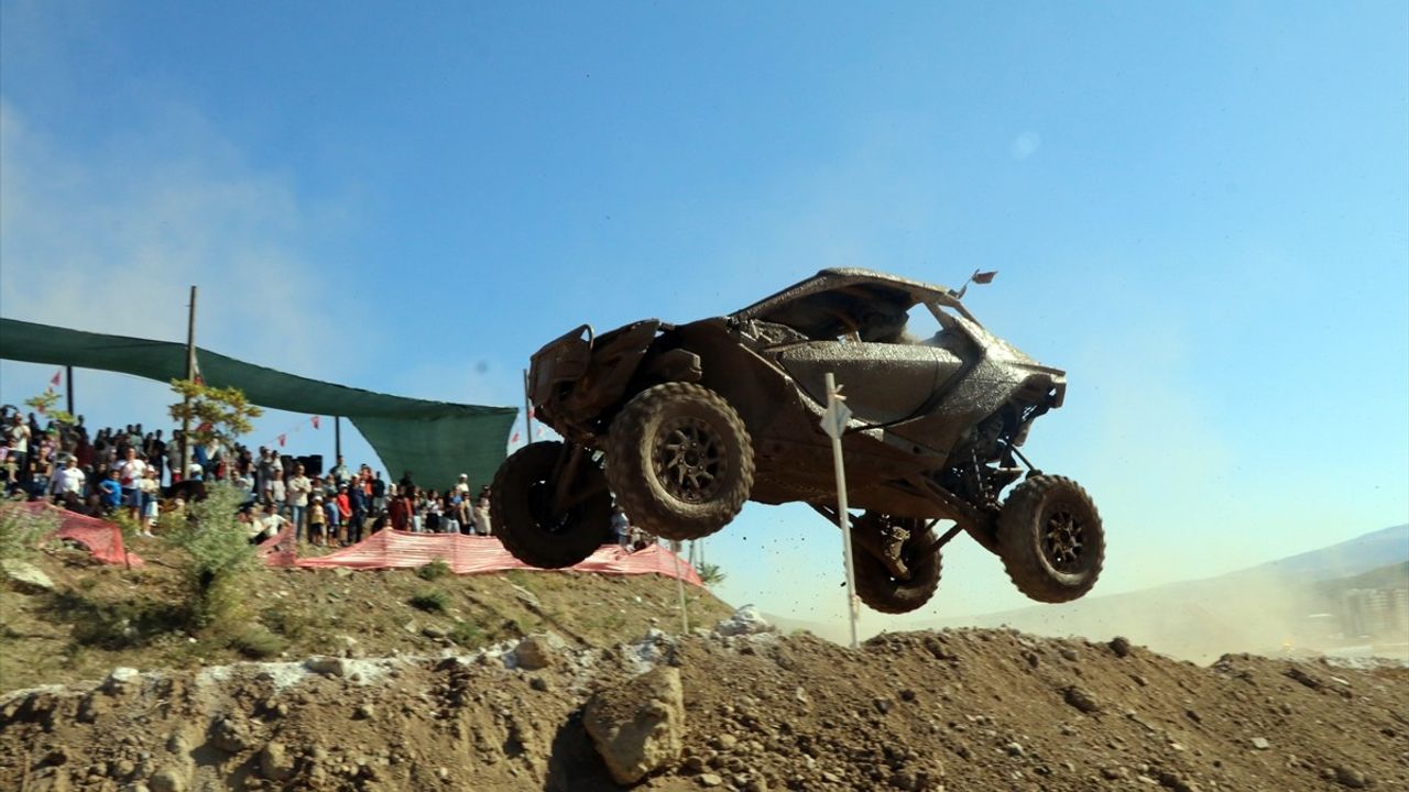 Çankırı'da Uluslararası Tuz Festivali'nde ATV ve Offroad Gösterisi