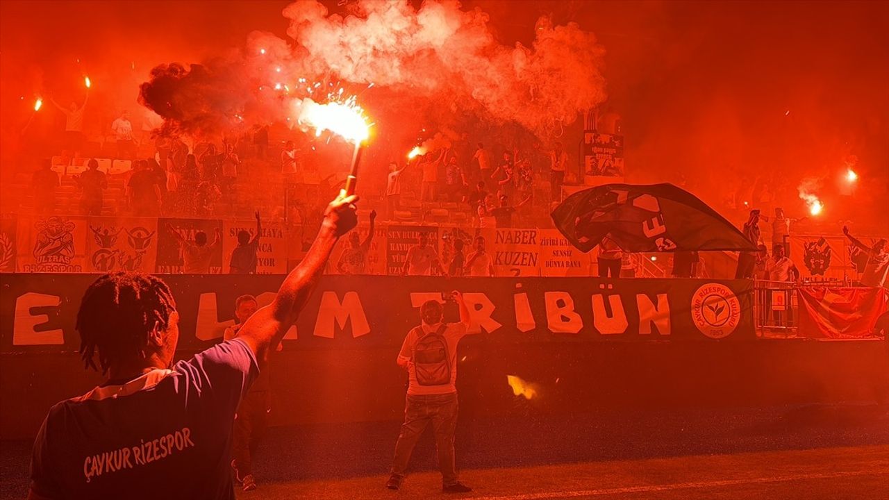 Çaykur Rizespor Taraftarıyla Buluştu