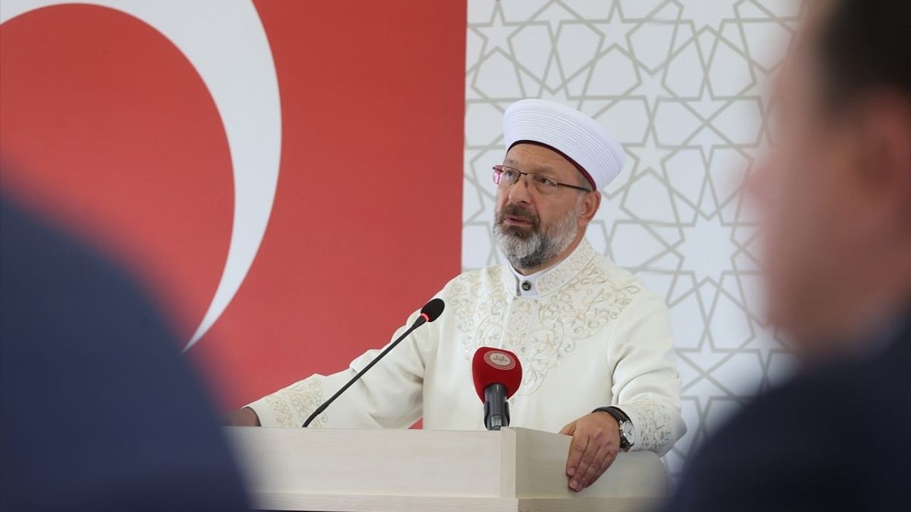 Diyanet İşleri Başkanı Erbaş, Gazze İçin Tebliga Bulundu