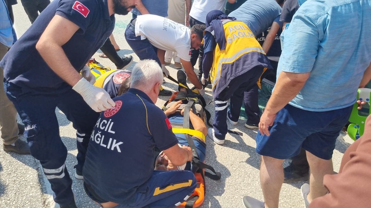 Düzce'de Otomobil Devri İle 3 Yaralı