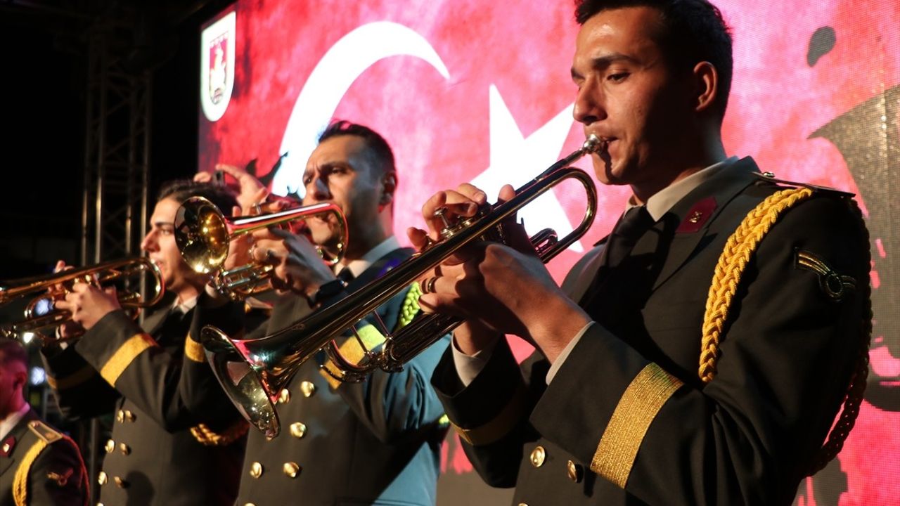 Erzurum'da 30 Ağustos Zafer Bayramı Konseri