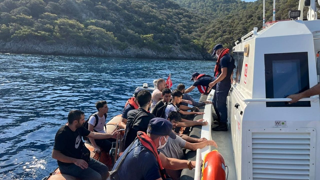 Fethiye'de 60 Düzensiz Göçmen Yakalandı