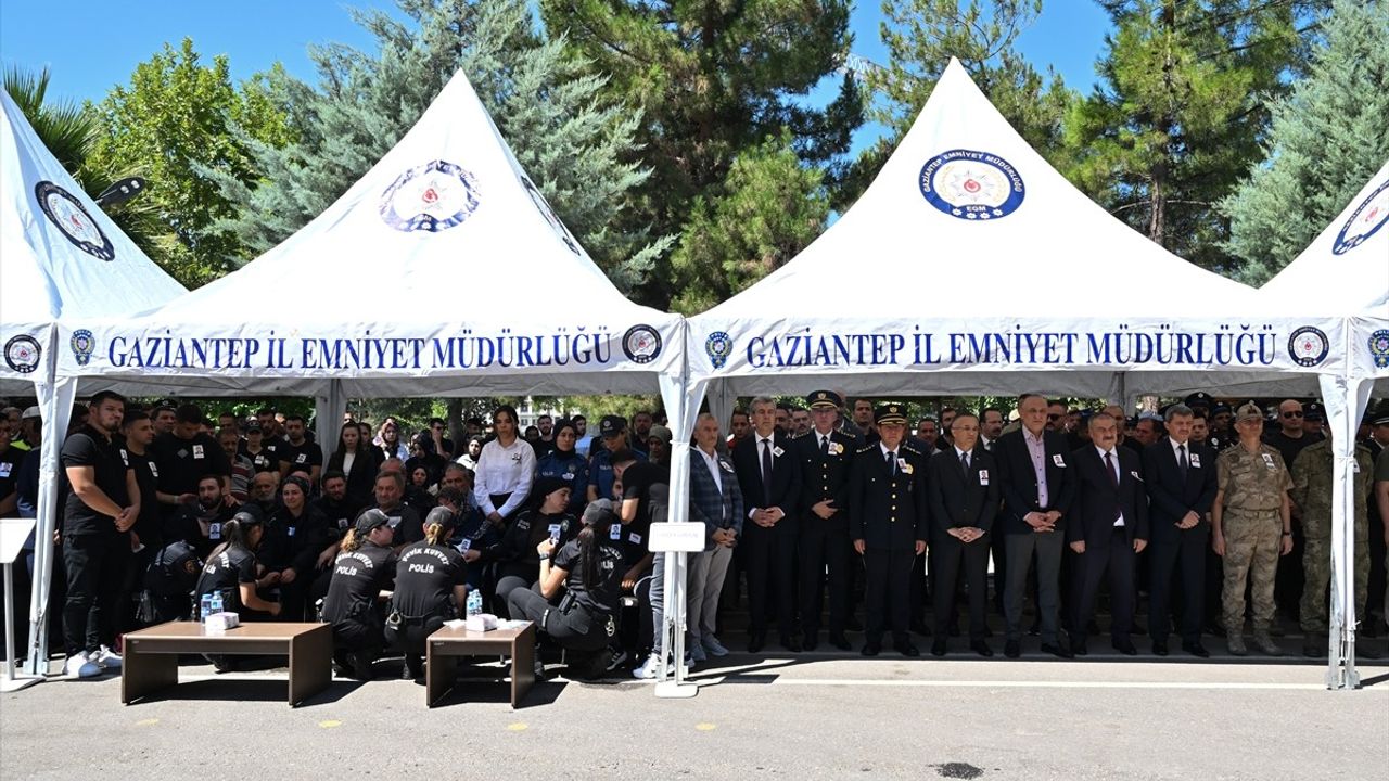 Gaziantep'te Şehit Polis Memuru Halil İbrahim Kuzkun'un Cenaze Töreni