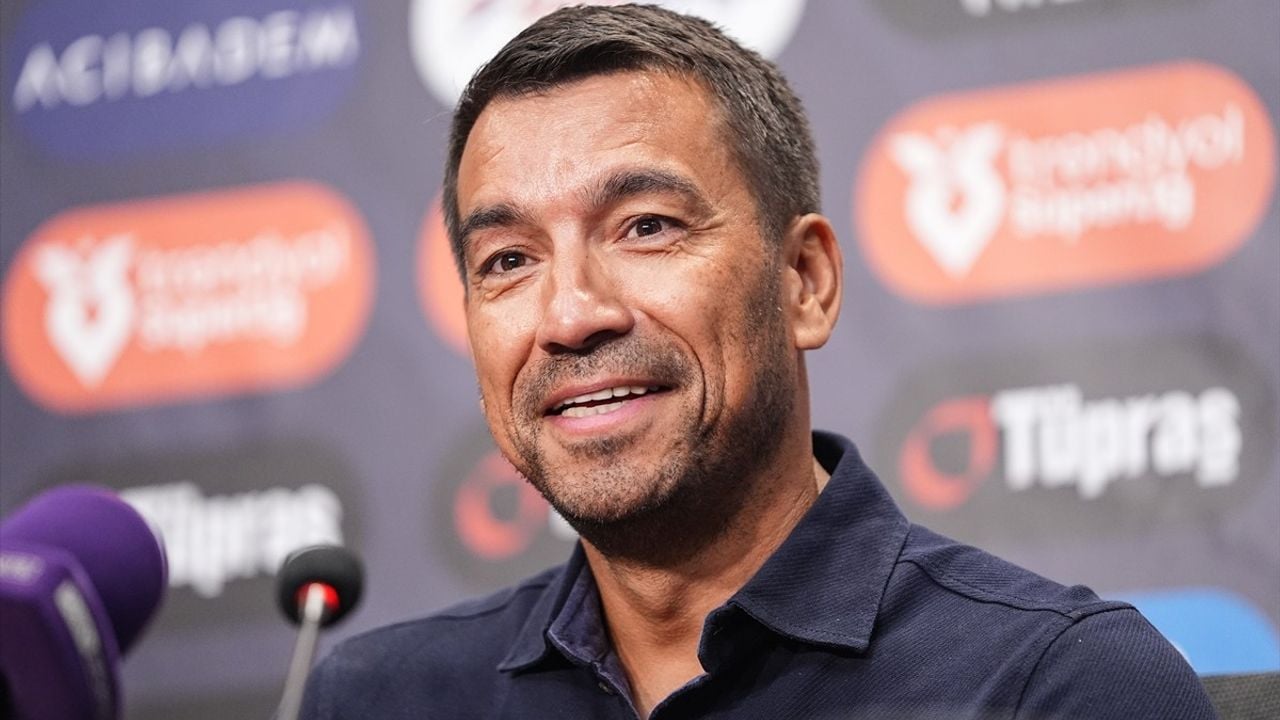 Giovanni van Bronckhorst: "Beşiktaş İyi Bir Performans Gösterdi"