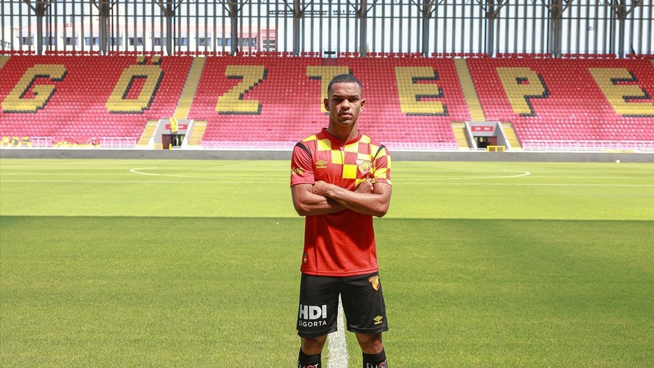 Göztepe, Southampton'dan Juan Santos da Silva'yı Transfer Etti