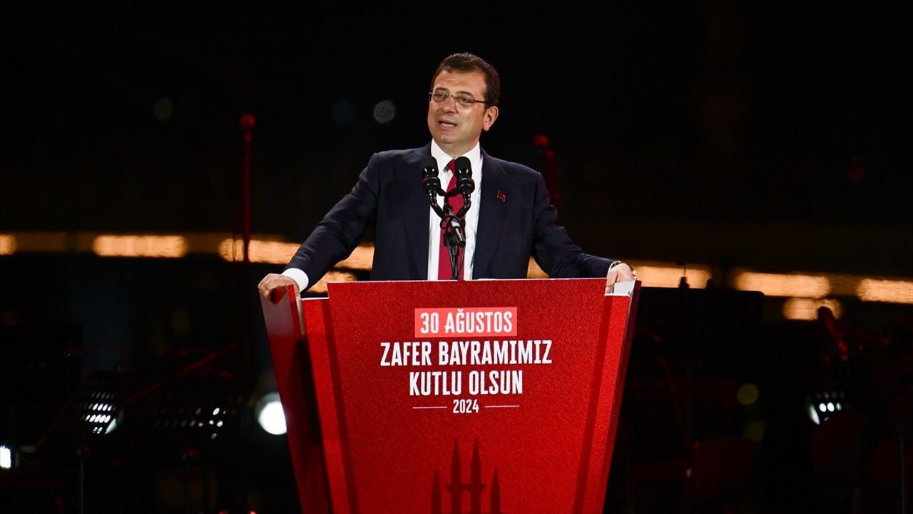 İstanbul'da 30 Ağustos Zafer Bayramı Coşkuyla Kutlandı