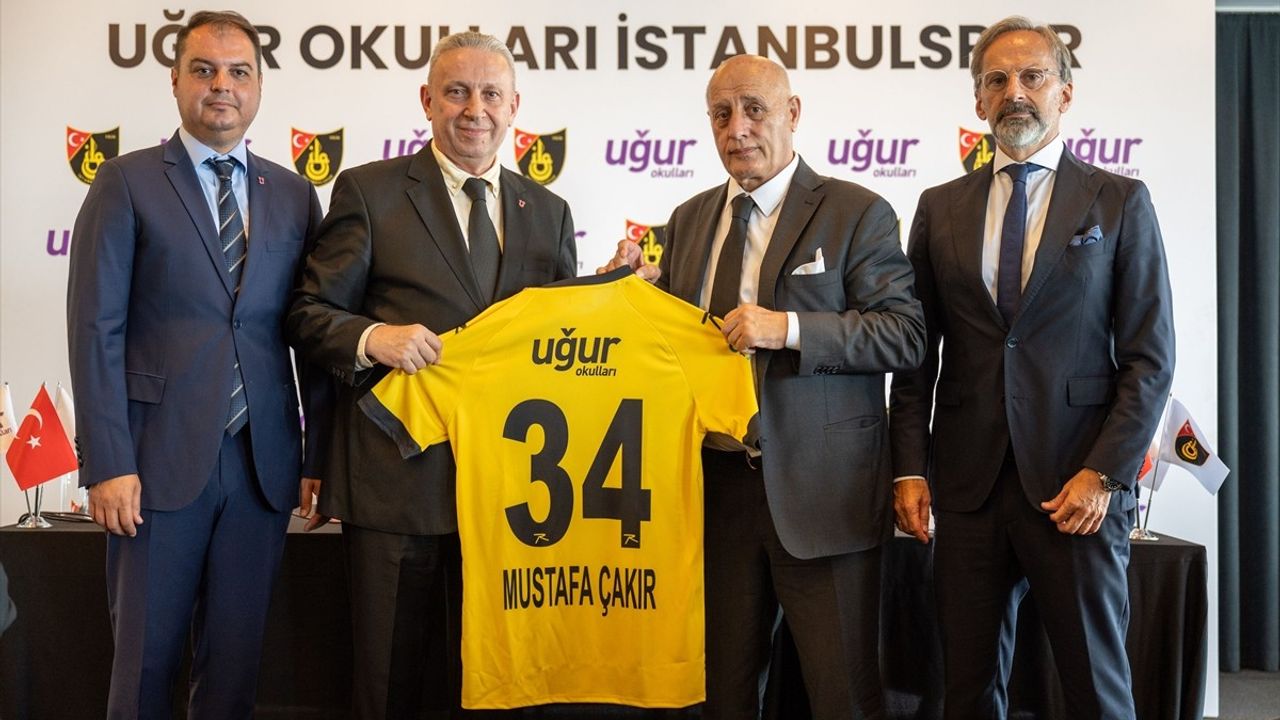 İstanbulspor'un Yeni İsim Sponsoru Uğur Okulları