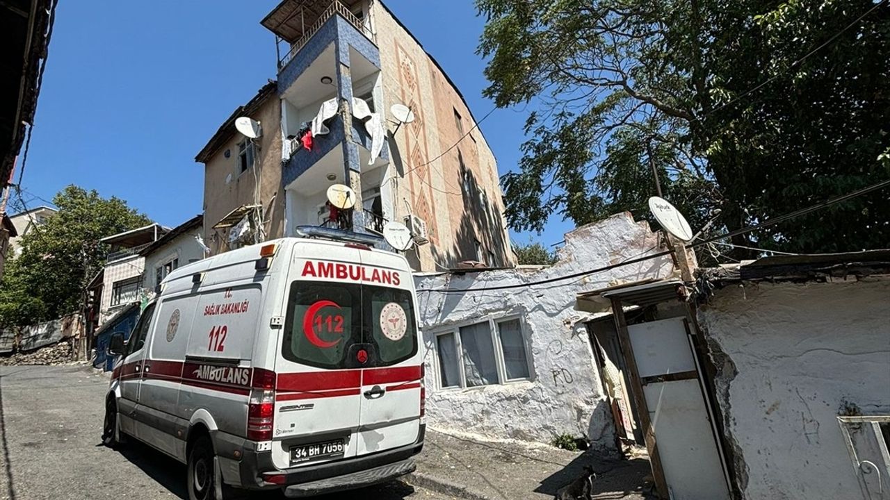 Kemik İliği Kanseri Hastası Kadın Yardım Çağrısının Ardından Tedavi Edildi