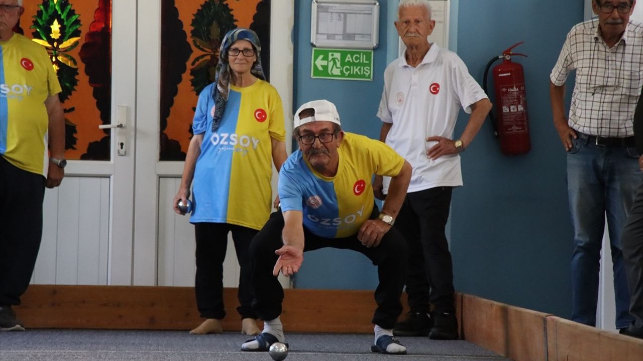Kırklareli'nde Yetişkin Gençler Huzur Bocce Şampiyonası Düzenlendi