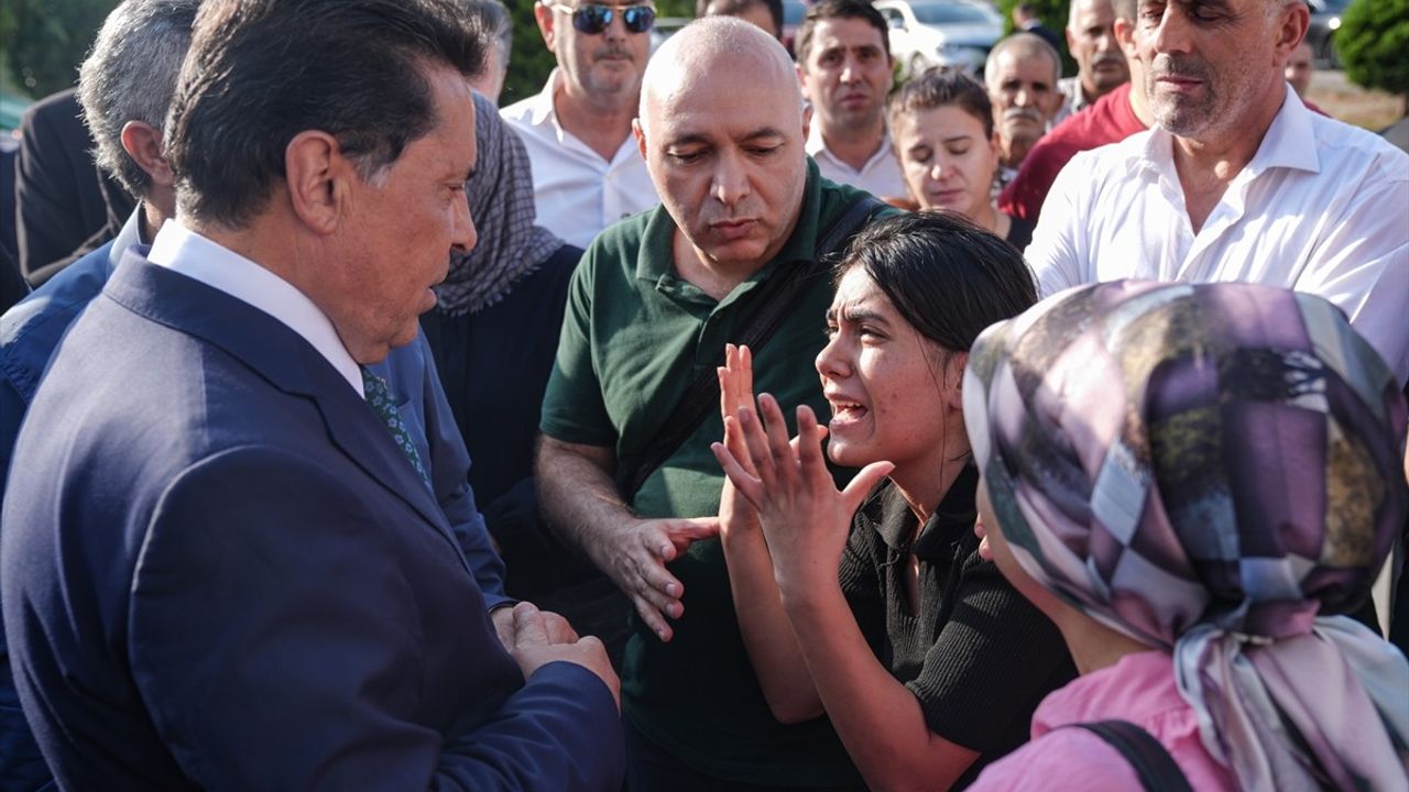Küçükçekmece'deki Metrobüs Kazasında Hayatını Kaybeden Ferhat Uçar Defnedildi