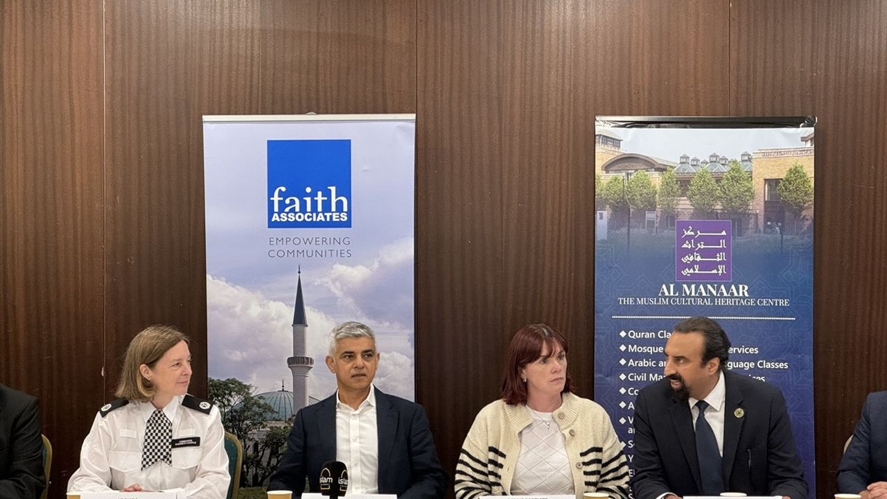 Londra Belediye Başkanı Khan'dan Aşırı Sağcı Şiddetle Mücadele Çağrısı