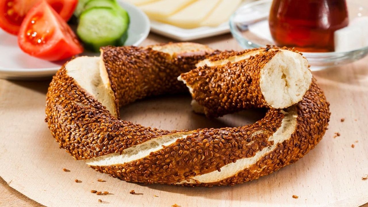 MasterChef Usulü Simit Tarifi: Evde Çıtır Çıtır Simit Nasıl Yapılır? İşte Malzemeler ve Püf Noktaları!