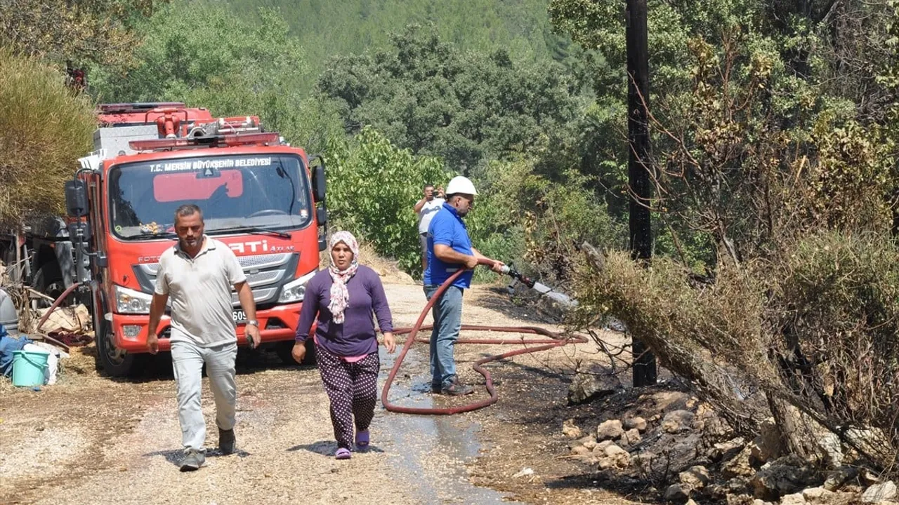 Mersin'deki Orman Yangını Kontrol Altına Alındı