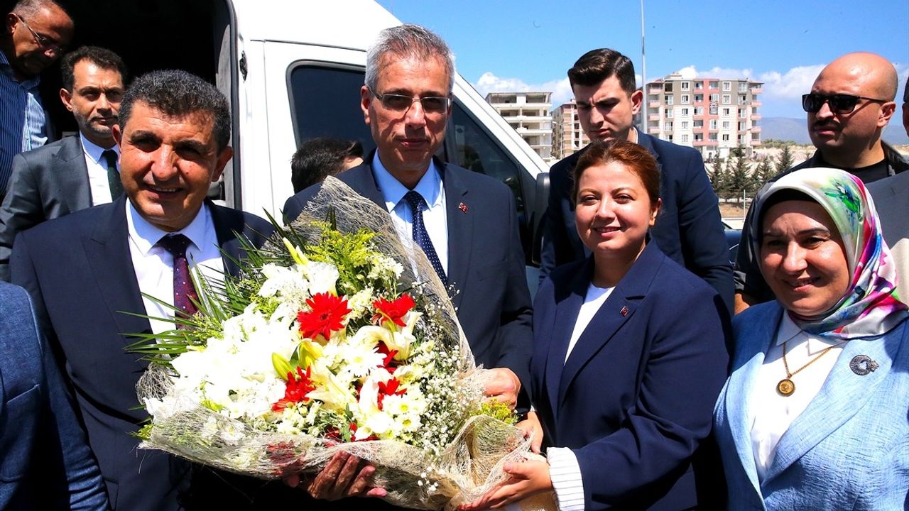 Sağlık Bakanı Kemal Memişoğlu Hatay'da Ziyaretlerde Bulundu