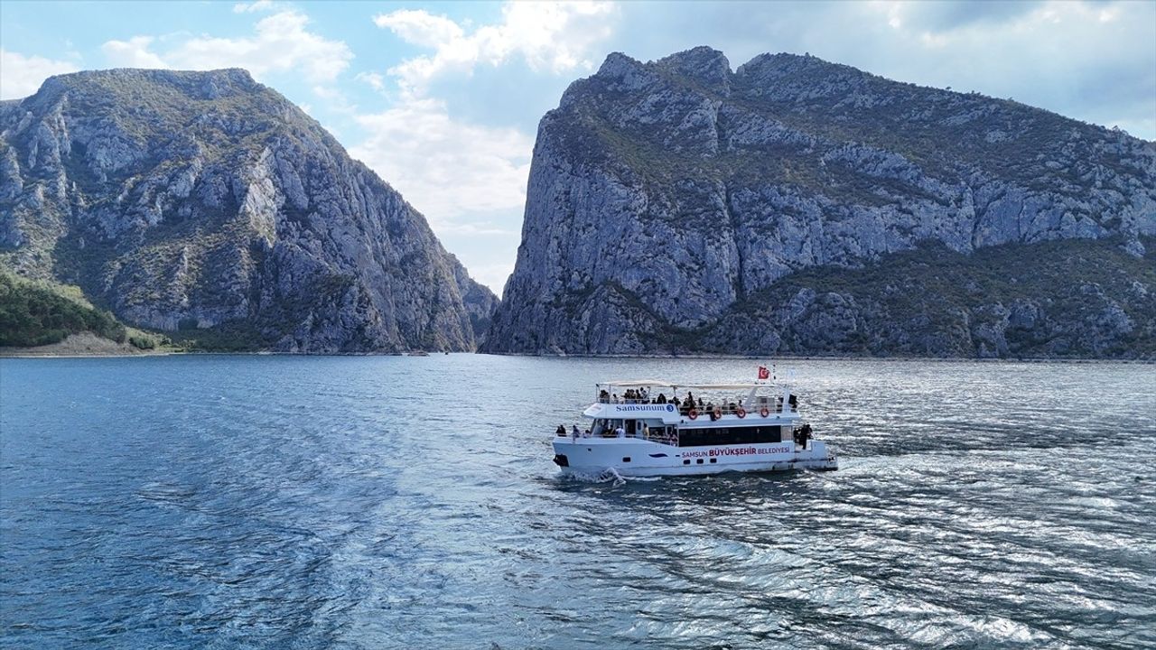 Samsun'un Şahinkaya Kanyonu'na Ziyaretçi Akını