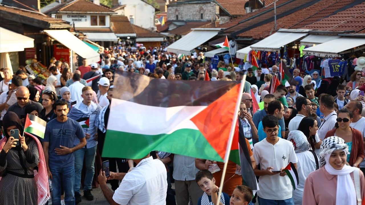 Saraybosna'da Filistin'e Destek Protestosu Düzenlendi