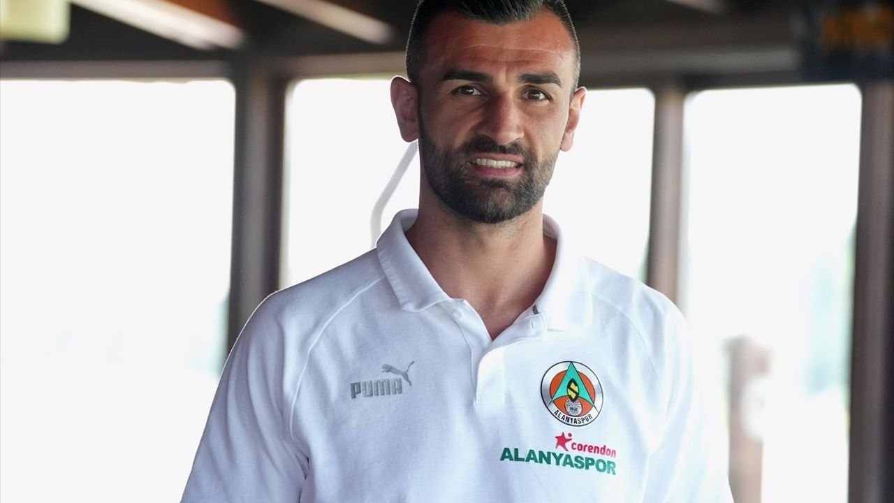 Serdar Dursun, Alanyaspor ile Süper Lig'de Yeniden Parlamak İstiyor