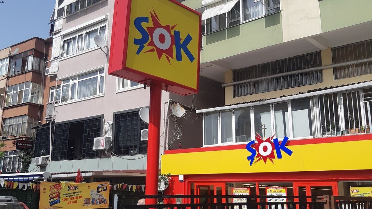 Şok Market'te 21-27 Ağustos'ta Fairy Bulaşık Makinesi Tableti, Omo 9 kg'luk Tursil, Peros Sıvı Deterjan'da Yüzde 50'ye Varan İndirim