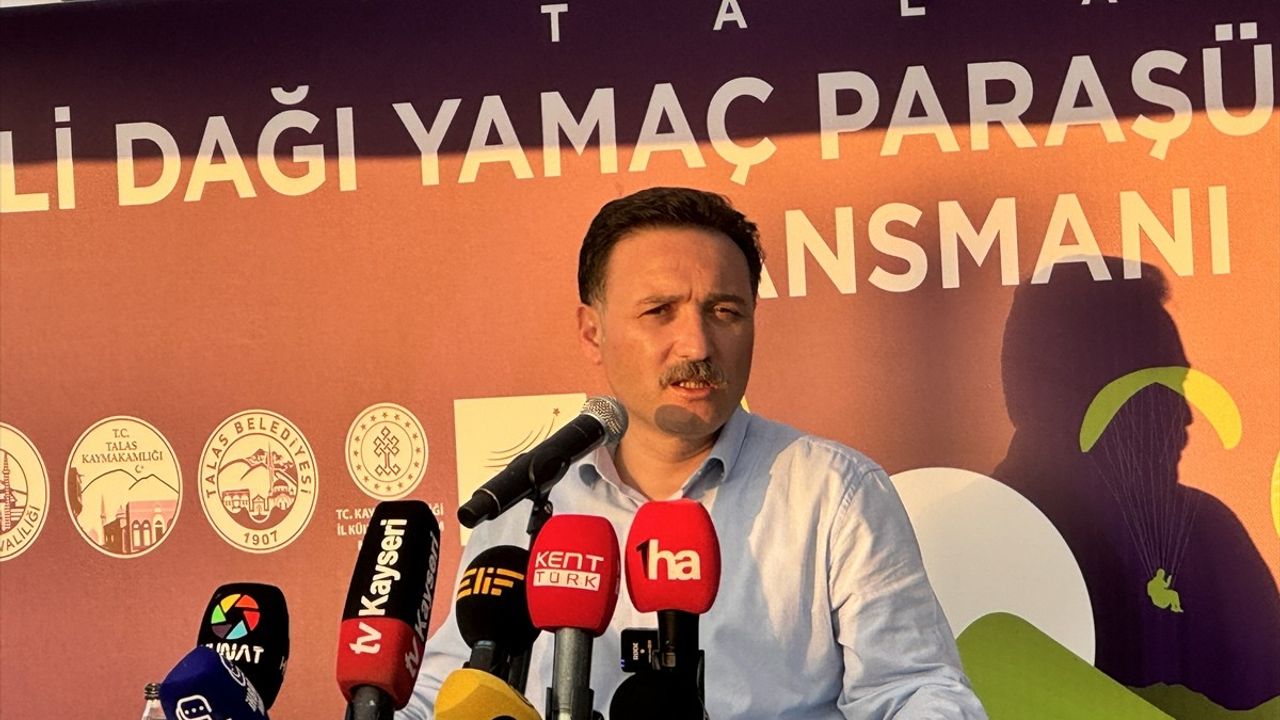 Talas Ali Dağı Yamaç Paraşütü Parkuru Resmi Olarak Tanıtıldı