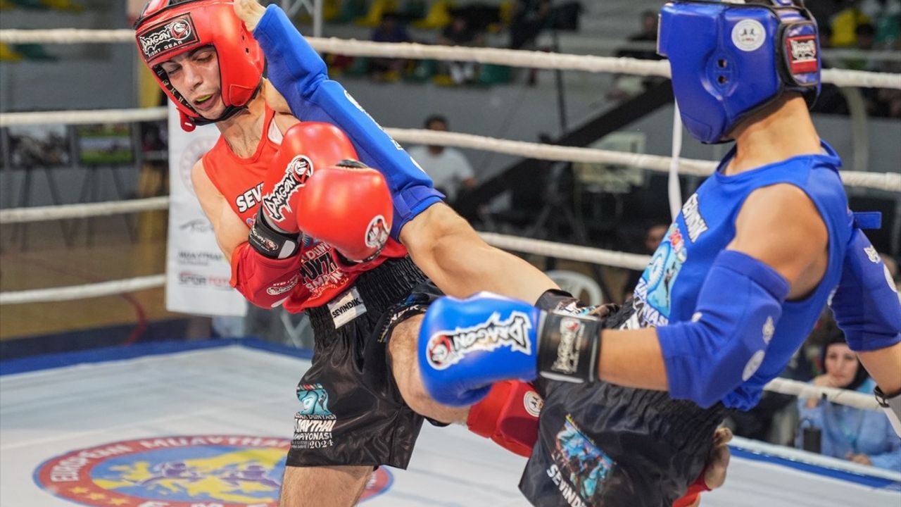 Türk Dünyası Muay Thai Şampiyonası İstanbul’da Başladı