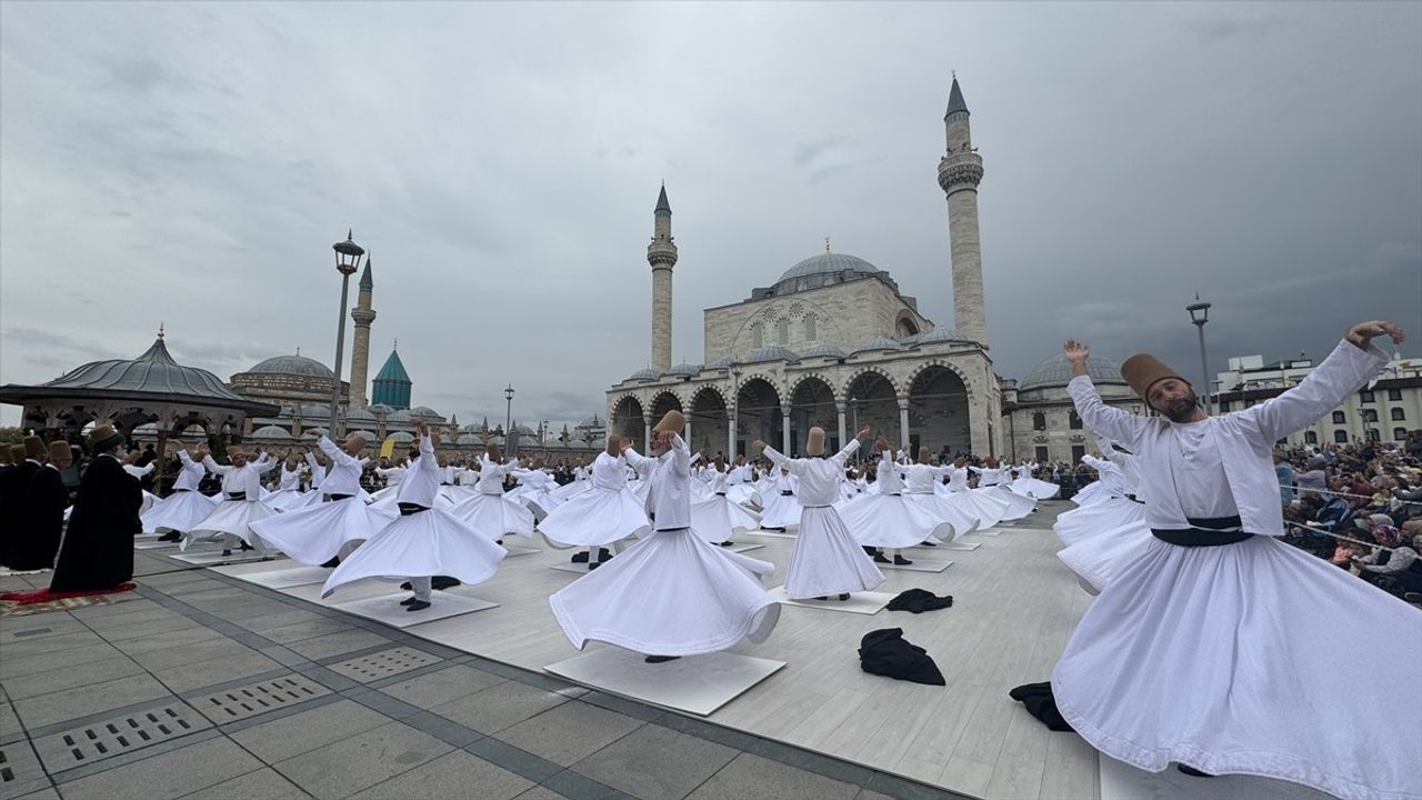 21. Uluslararası Konya Mistik Müzik Festivali Coşkuyla Başladı