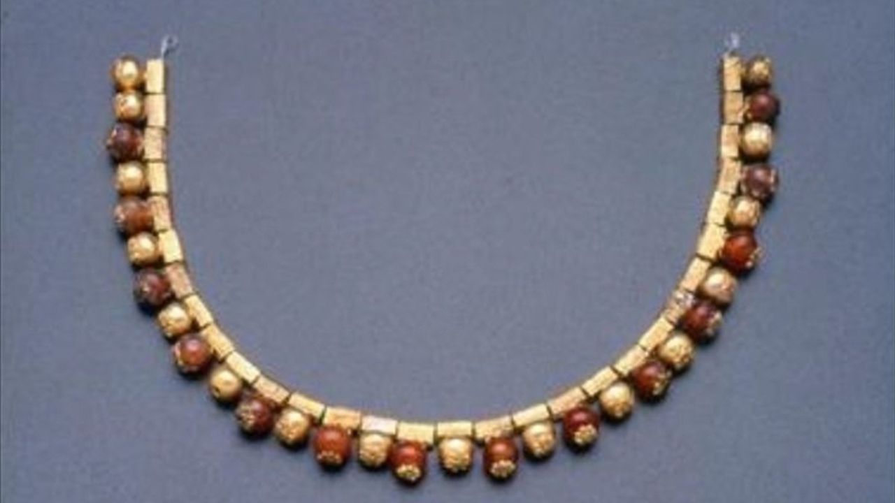 2500 Yıllık Lidya Altın Kolyesi Türkiye'ye İade Edildi