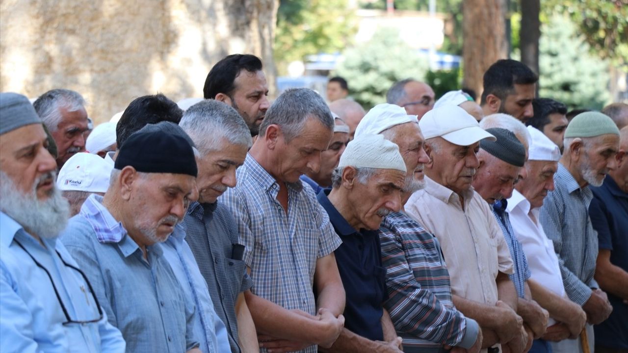 Amasya'da Ayşenur Ezgi Eygi İçin Gıyabi Cenaze Namazı