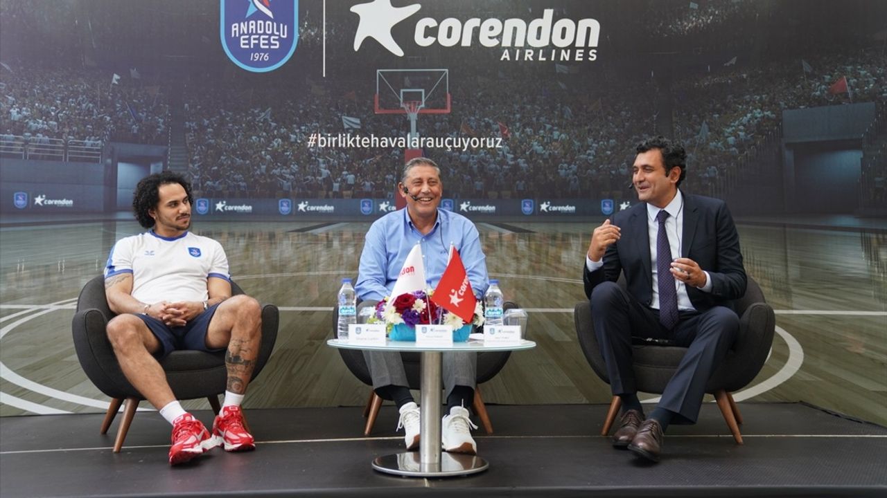 Anadolu Efes ve Corendon Airlines Yeni Sponsorluk Anlaşmasını Duyurdu