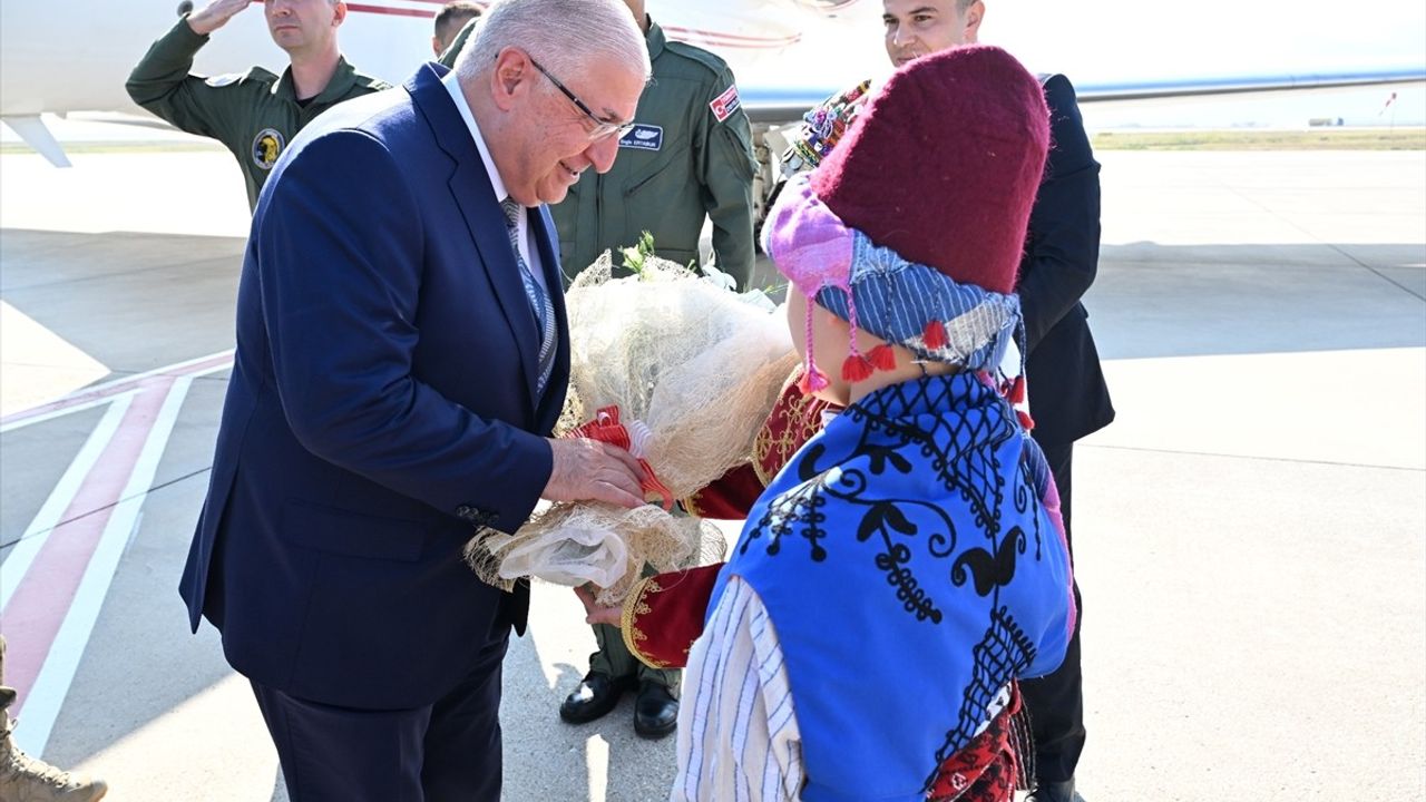 Bakan Güler, Isparta'daki Askeri Birliklerde İncelemelerde Bulundu