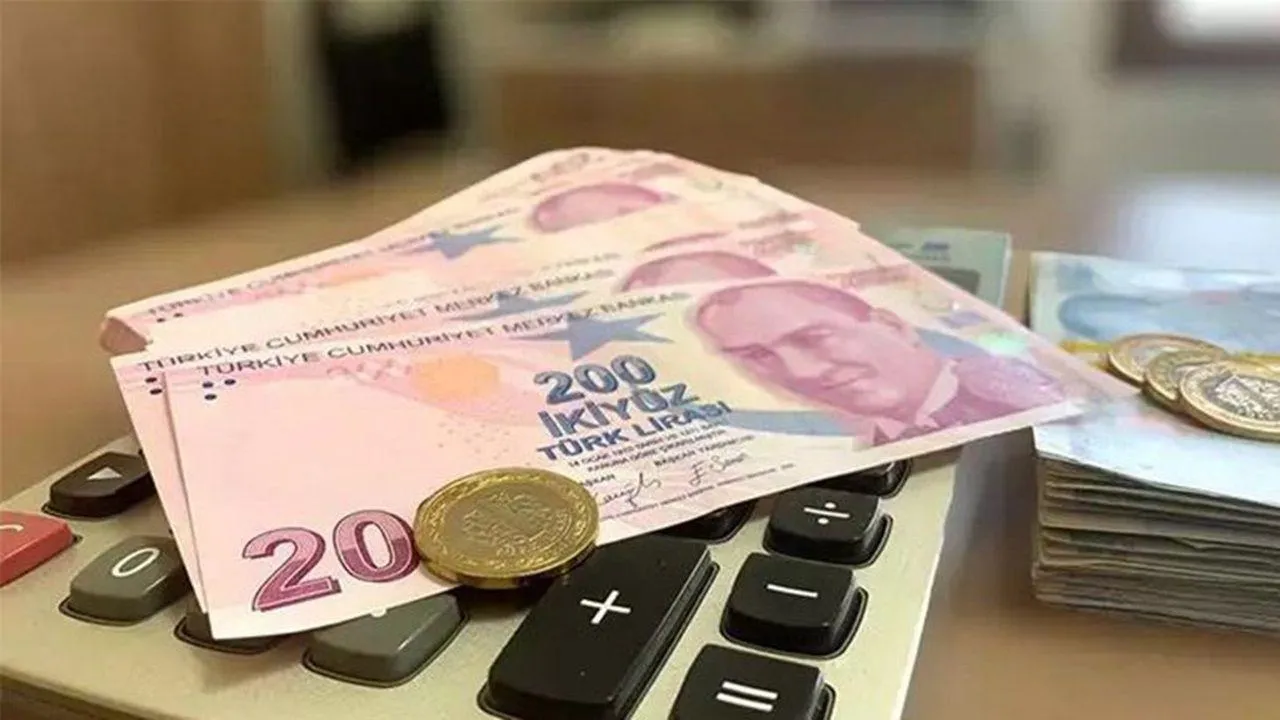 Bu bankada parası olanın ay sonunda hesabına şartsız 6 bin 550 TL yatacak