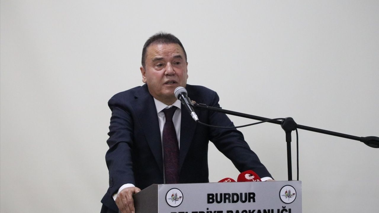 Burdur'da Akdeniz Belediyeler Birliği İstişare Toplantısı Gerçekleştirildi