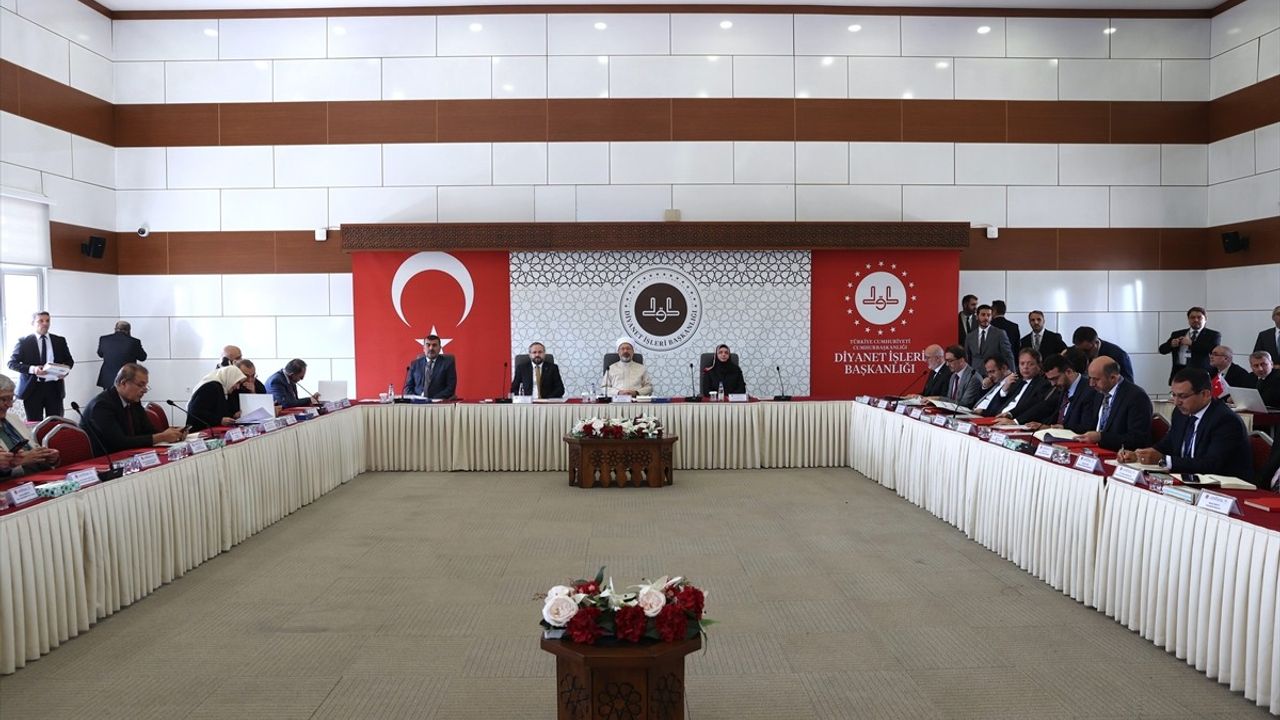 Diyanet İşleri Başkanı Erbaş'tan 2024 Yılı Hac Organizasyonu Değerlendirmesi