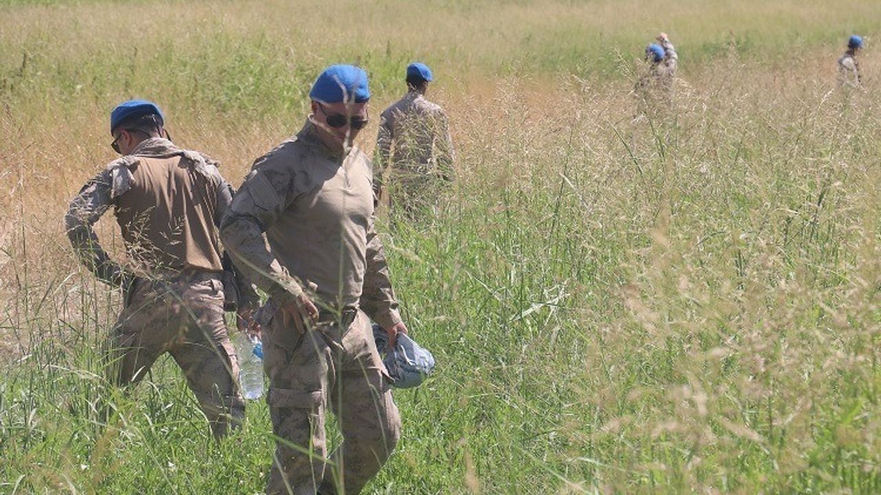 Diyarbakır'da Kaybolan 8 Yaşındaki Narin Güran Olayında Flaş Gelişme: Amca Gözaltına Alınmıştı! Orada Elbise ve Bez Parçaları Bulundu