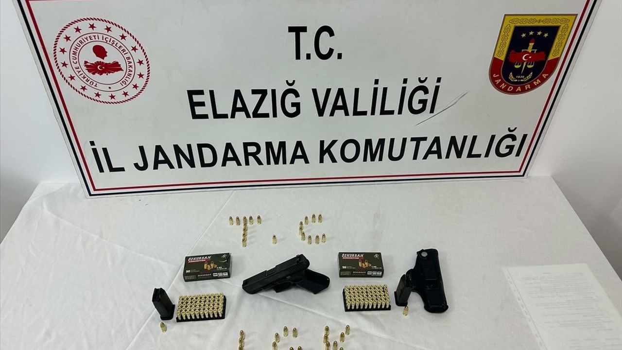 Elazığ'da Düğün Dernek Eğlencesinde Havaya Ateş Açan Şüpheli Yakalandı