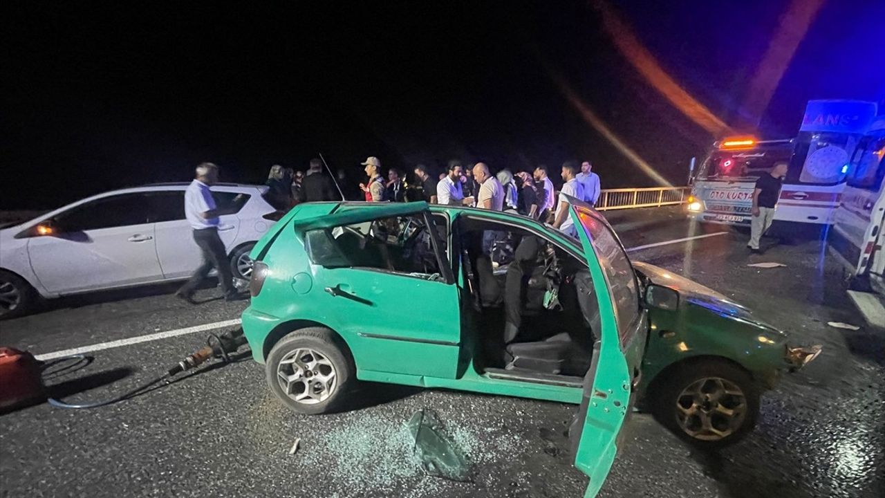 Elazığ'da Trafik Kazası: 1 Ölü, 5 Yaralı