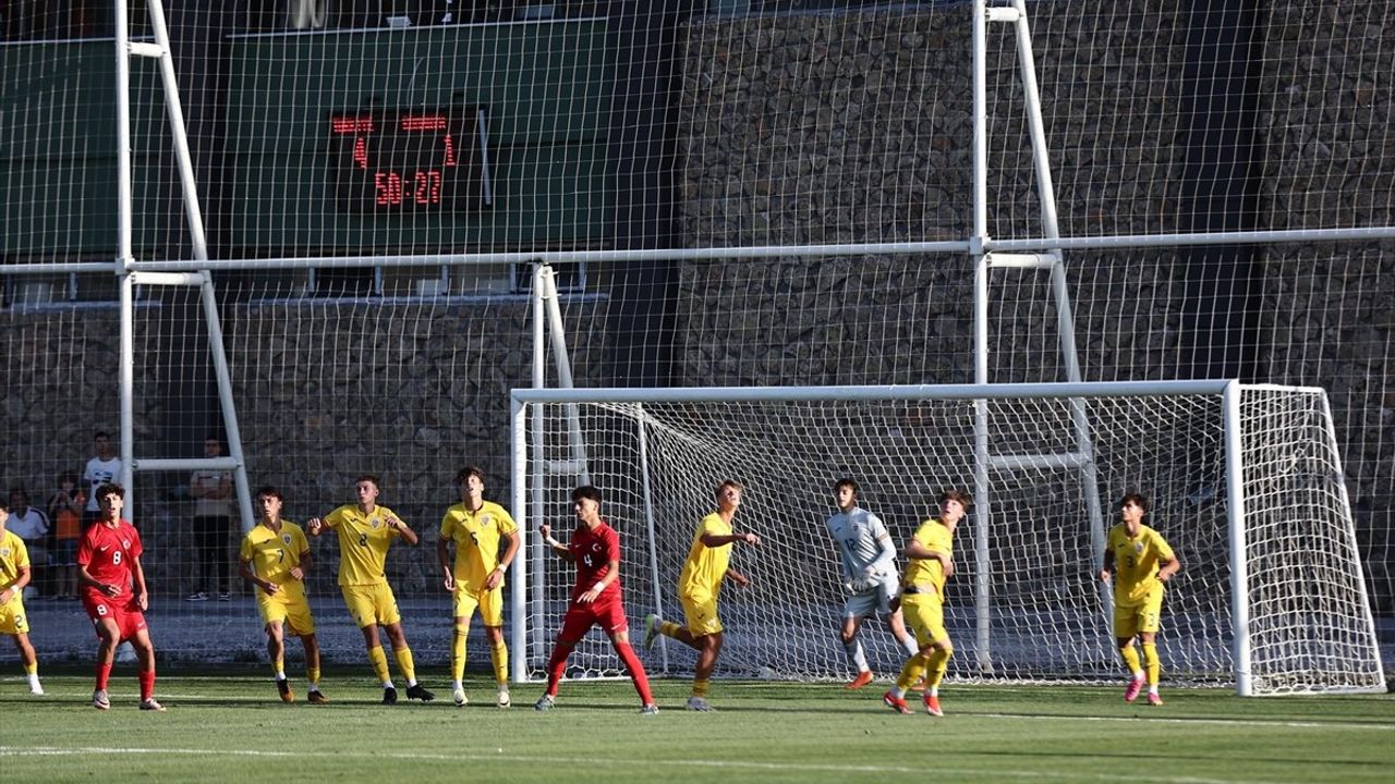 Erciyes Yüksek İrtifa Futbol Turnuvası'nda Milliler Farklı Galip