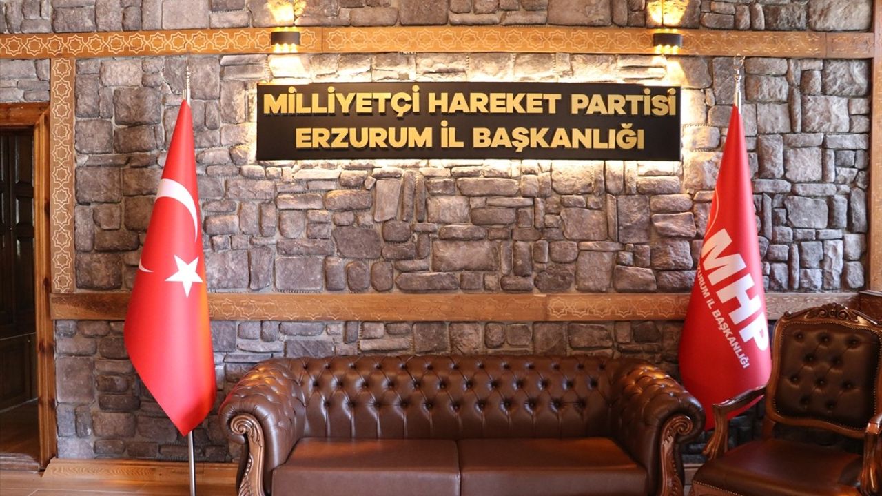 Erzurum'da Tarihi Konak MHP İl Başkanlığı Olarak Hizmet Vermeye Başladı