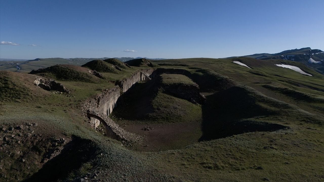 Erzurum'un Tarihi Büyük Palandöken Tabyası Yüzyılı Aşkın Süreklilikte