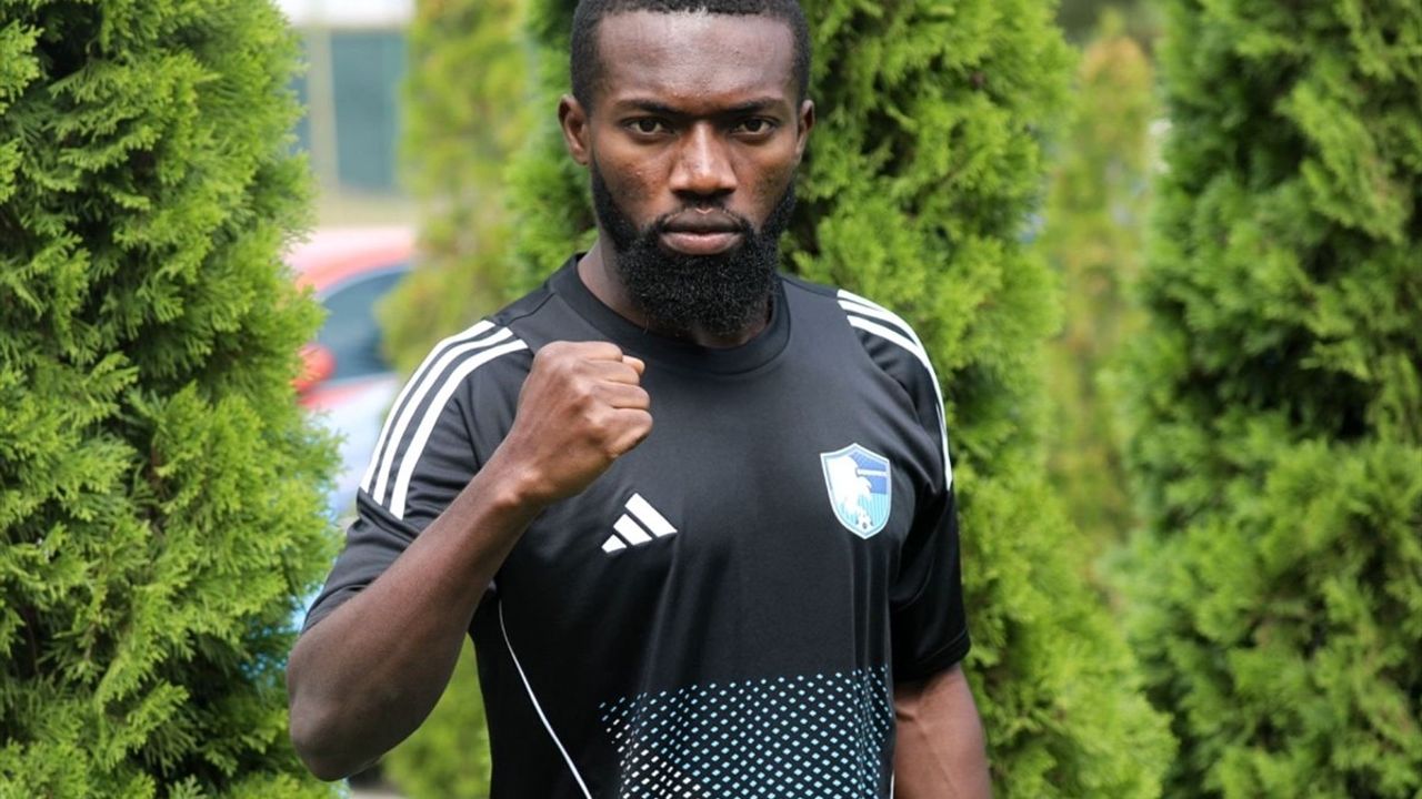 Erzurumspor FK Nijeryalı Yıldız Okechukwu Azubuike'yi Transfer Etti